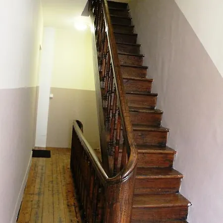 De La Tour Apartman