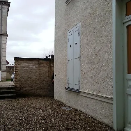 Apartament De La Tour Troyes